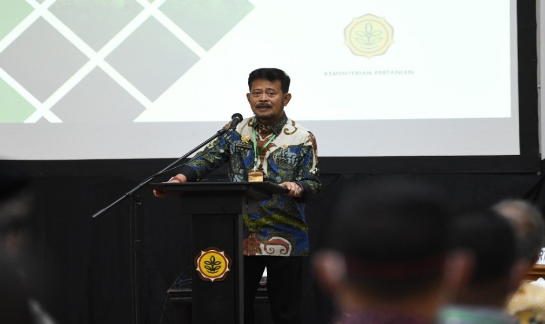 Foto : Mentan SYL Sambutan di Hadapan Perwakilan Pemerintah Desa yang Tergabung Dalam Asosiasi Pemerintah Desa Seluruh Indonesia.