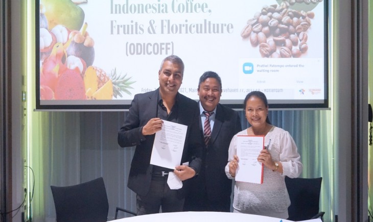 Foto : One Day with Indonesian Coffee, Fruits, and Floriculture di Belanda.
