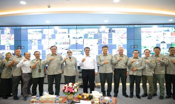 Mentan Amran saat memberikan arahan pada “Apel Nasional Penyuluh Pertanian” secara daring,Kamis (20/11/25). (Foto: dok. Kementan)