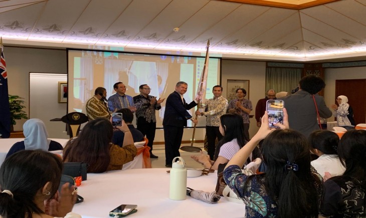 Pelantikan sejumlah pengurus HA-IPB Cabang Internasional Australia pada hari Minggu (25/8). (Foto: Dok. Humas ARM HA-IPB)