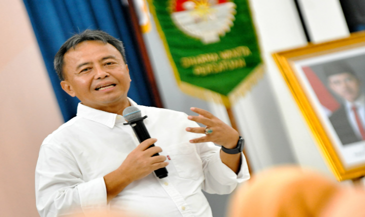 Sekdaprov Jabar Herman Suryatman dalam acara Musyawarah Daerah V DWP Tingkat Provinsi Jabar 2025 di Aula Barat Gedung Sate, Bandung, Rabu (26/2/2025).(Foto: Aji Baram/Biro Adpim Jabar)