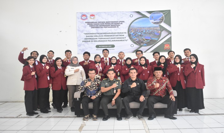 Kegiatan Pengabdian kepada Masyarakat (PKM) yang diselenggarakan Program Studi Damai dan Resolusi Konflik (DRK) Universitas Pertahanan (UNHAN). (Foto: Dok. UNHAN)