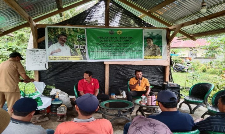 Foto : Bimtek Program CSA mendukung Program Genta Organik dan menghadapi El Nino di 29 Balai Penyuluhan Pertanian (BPP). 