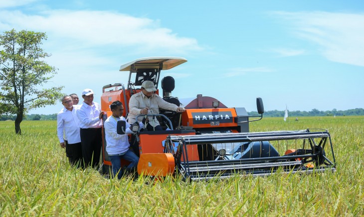 Kebijakan Presiden Prabowo Bikin Petani Bahagia, Harga Gabah Rp6.500 per Kilogram. (Foto: Dok. Kementan)