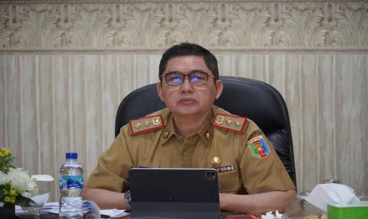 Inspektur Provinsi Lampung, Fredy, dalam Rapat Koordinasi Pengendalian Inflasi Daerah yang dipimpin oleh Menteri Dalam Negeri, Tito Karnavian, secara virtual (Diskominfo Lampung)