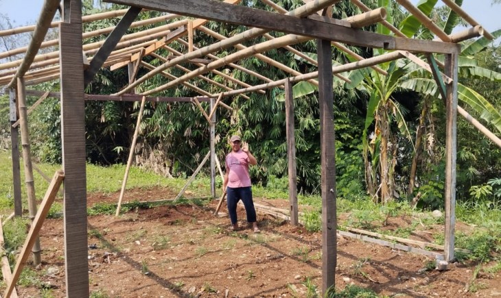 Warga RT04/01 Kelurahan Cipaku, Kota Bogor, telah mengambil inisiatif dengan memanfaatkan lahan kosong seluas 1.500 meter menjadi lahan produktif. (Nicko Pangannews.id)