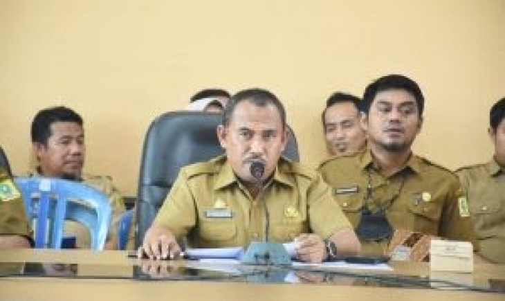 Plt Kadis Perikanan Sinjai saat berada di DPRD Sinjai Beberapa waktu yang lalu (Kabarsinjai.com)