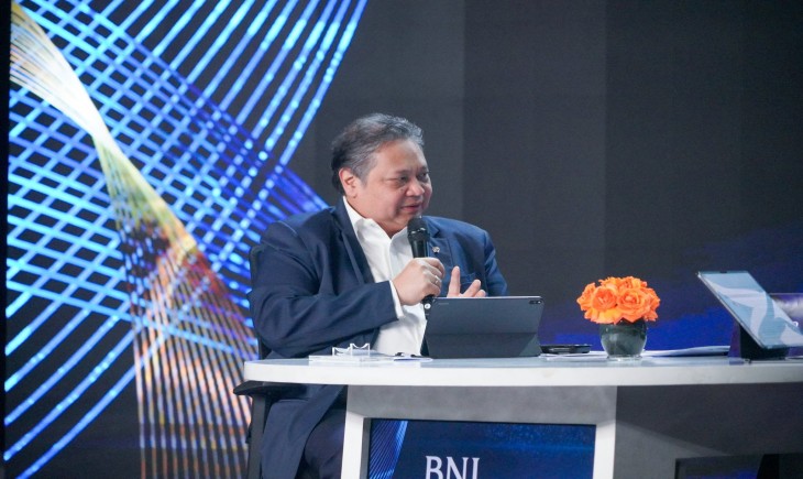 Menteri Koordinator Bidang Perekonomian, Airlangga Hartarto dalam acara BNI Investor Daily Round Table yang digelar di Jakarta, Rabu (15/1/2025). (Foto : x.com/airlangga_hrt)