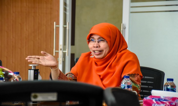 Foto: Sekretaris Komisi V DPRD Provinsi Jawa Barat Hj. Siti Muntamah, S.A.P saat kunjungan kerja ke Asrama Haji Indramayu dalam rangka mendapatkan informasi terkait persiapan penyelenggaraan Ibadah Haji Tahun 2025. Selasa (14/1/2025).