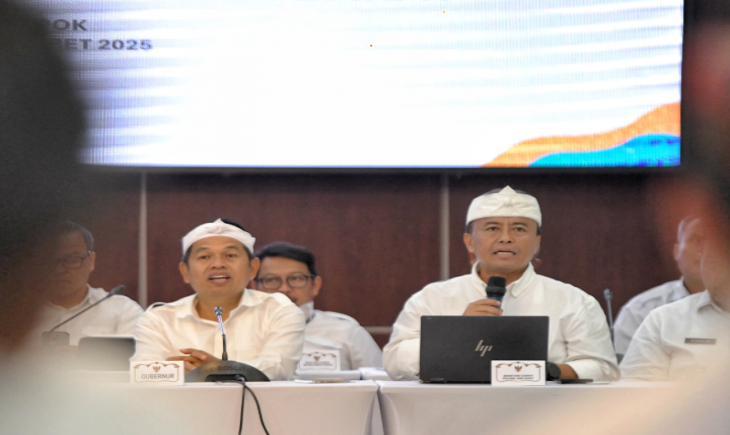 Foto: Sekda Herman Suryatman: Pergeseran APBD 2025 Efisien, Akuntabel, dan Transparan.