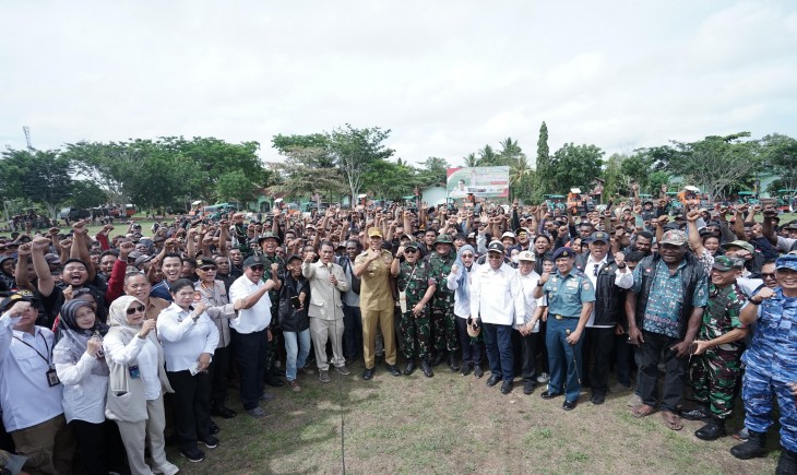 Mentan saat Rapat Koordinasi Optimasi dan Cetak Sawah, yang berlangsung di Distrik Kurik, Kabupaten Merauke, Papua Selatan, Senin (25/11/2024).