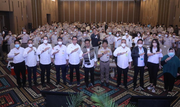 Foto :  Rapat Kerja Nasional Barantan, di Hotel Aston Kupang, NTT.
