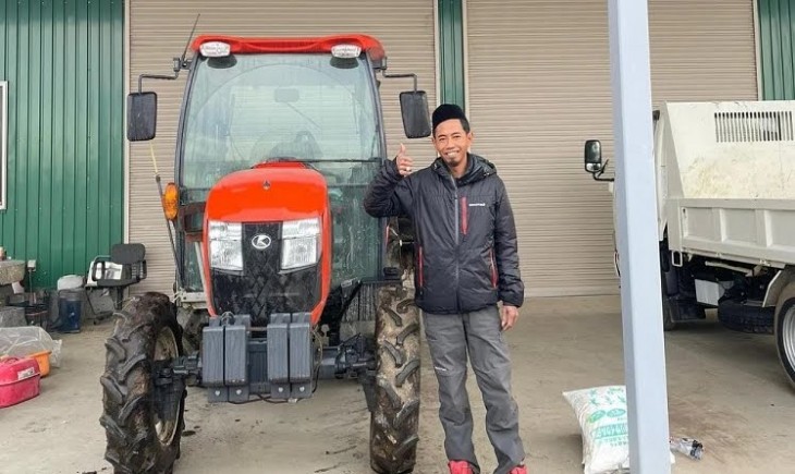 Yuanas di gudang penyimpanan alat-alat pertanian miliknya di Mito City, Ibaraki Ken, Jepang, Kamis 19 April 2023. (Foto: Dok. Pribadi)