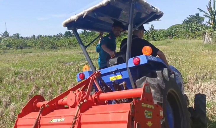 Foto : Kementan melalui program Merdeka Belajar Kampus Merdeka (MBKM) berkomitmen untuk mendorong pengembangan sumber daya manusia unggul di sektor pertanian.