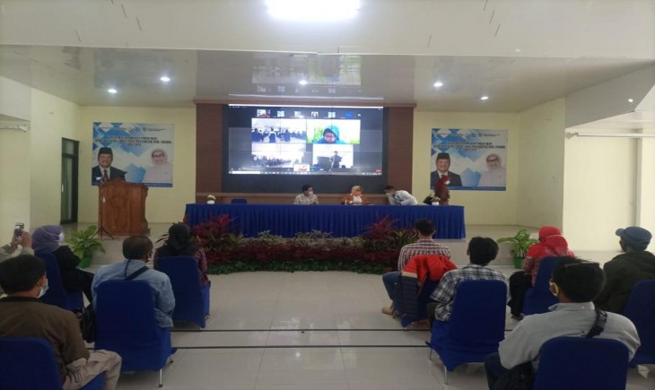 Foto : Pelatihan Pembuatan Pakan Ikan Berbahan Baku Lokal pada 2-3 April 2021. Sumber foto : kkp.go.id
