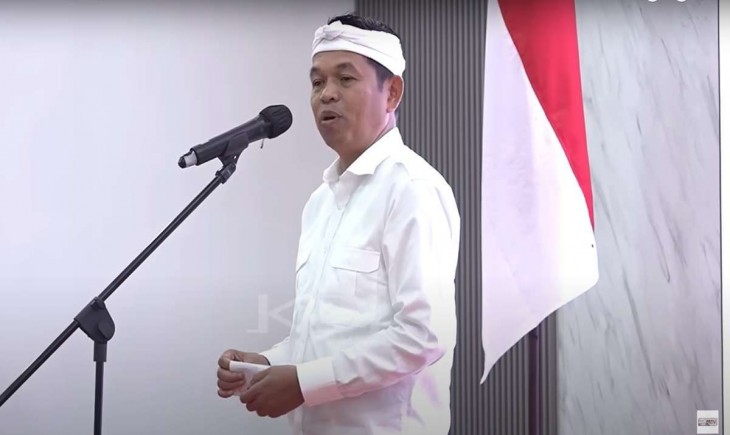Gubernur Jawa Barat Dedi Mulyadi menanggapi pengunduran diri Direktur Utama bank bjb. (Foto: Dok. Humas Jabar)