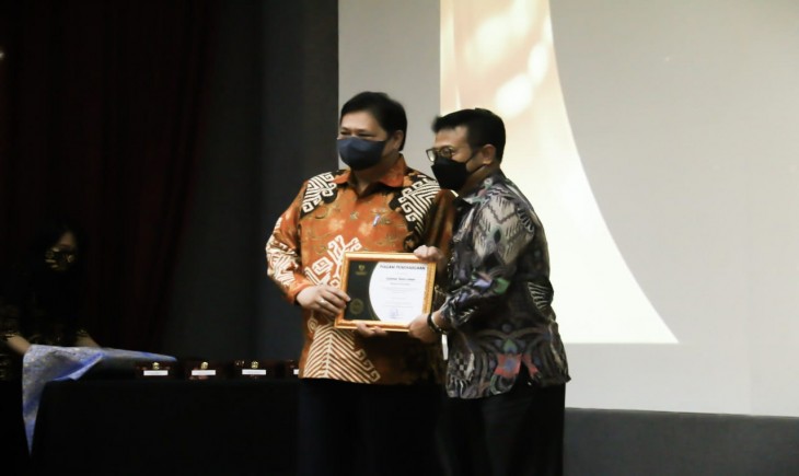 Foto : Menko Bidang Perekonomian RI, Airlangga Hartarto Bersama Menteri Pertanian RI, Syahrul Yasin Limpo.