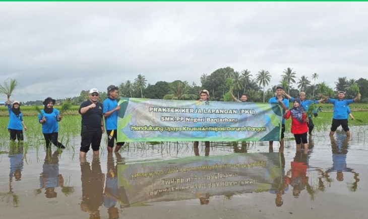 Penerjunan siswa kelas XI Tahun Pelajaran 2024/2025 ke lapangan atau terjun langsung ke BPP dan membantu BPP dan petani. (Foto: Dok. Kementan)