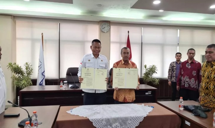 Kepala BSIP Menandatangani Nota Kesepakatan Dengan Gubernur Riau. (Foto : BSIP)