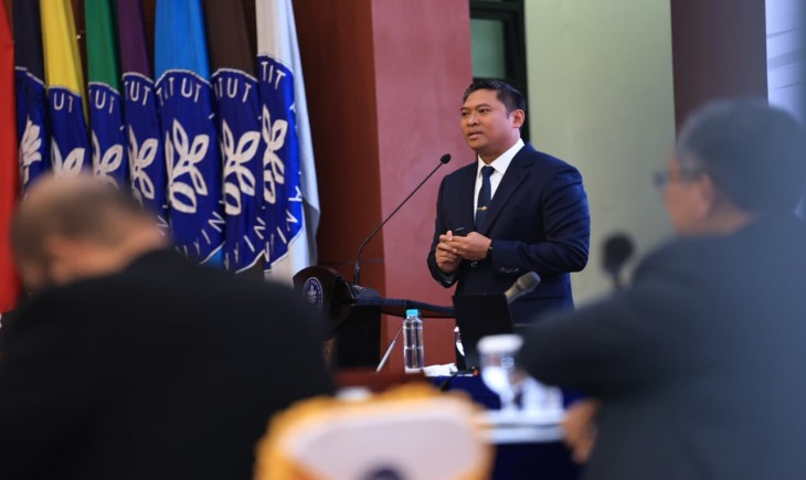 Lulus Doktor IPK 4,0, Wamentan Sudaryono Bongkar Rahasia Holding BUMN. (Foto: dok. Kementan)
