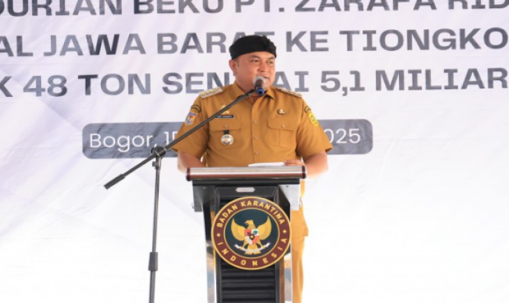 Foto: Bupati Bogor Lepas Ekspor Perdana 48 Ton Durian Beku ke Pasar Internasional.