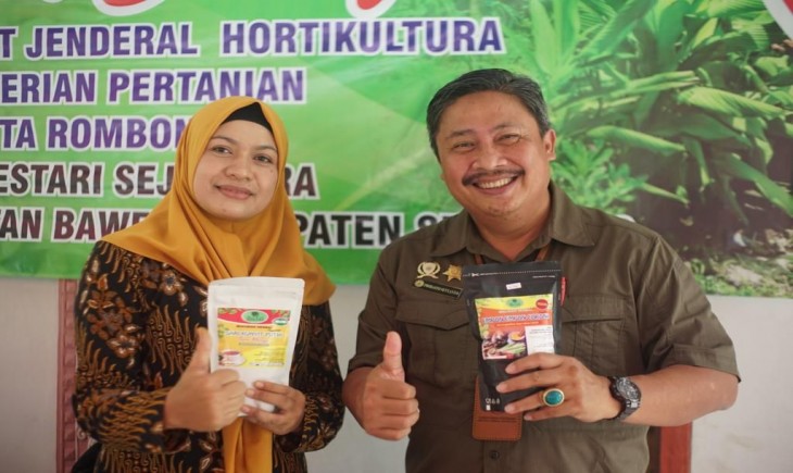 Foto :  Direktur Jenderal Hortikultura, Prihasto Setyanto, Saat Mengunjungi UMKM yang Dikelola KWT Sasmito Tani di Kabupaten Sragen .