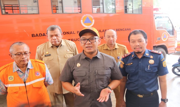 Bupati Bogor Iwan Setiawan saat memberikan arahan kepada jajarannya tentang kekeringan (Egi/PanganNews.id)