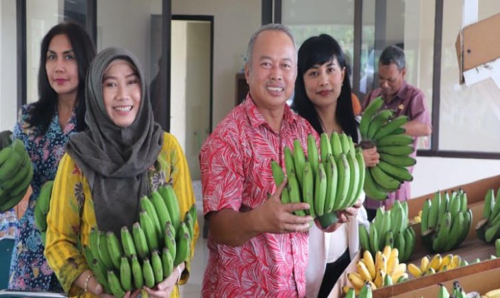 DPRD Provinsi Jawa Komisi B saat melakukan kunjungan ke Kebun KBTPH Tawangmangu di Kabupaten Karanganyar.